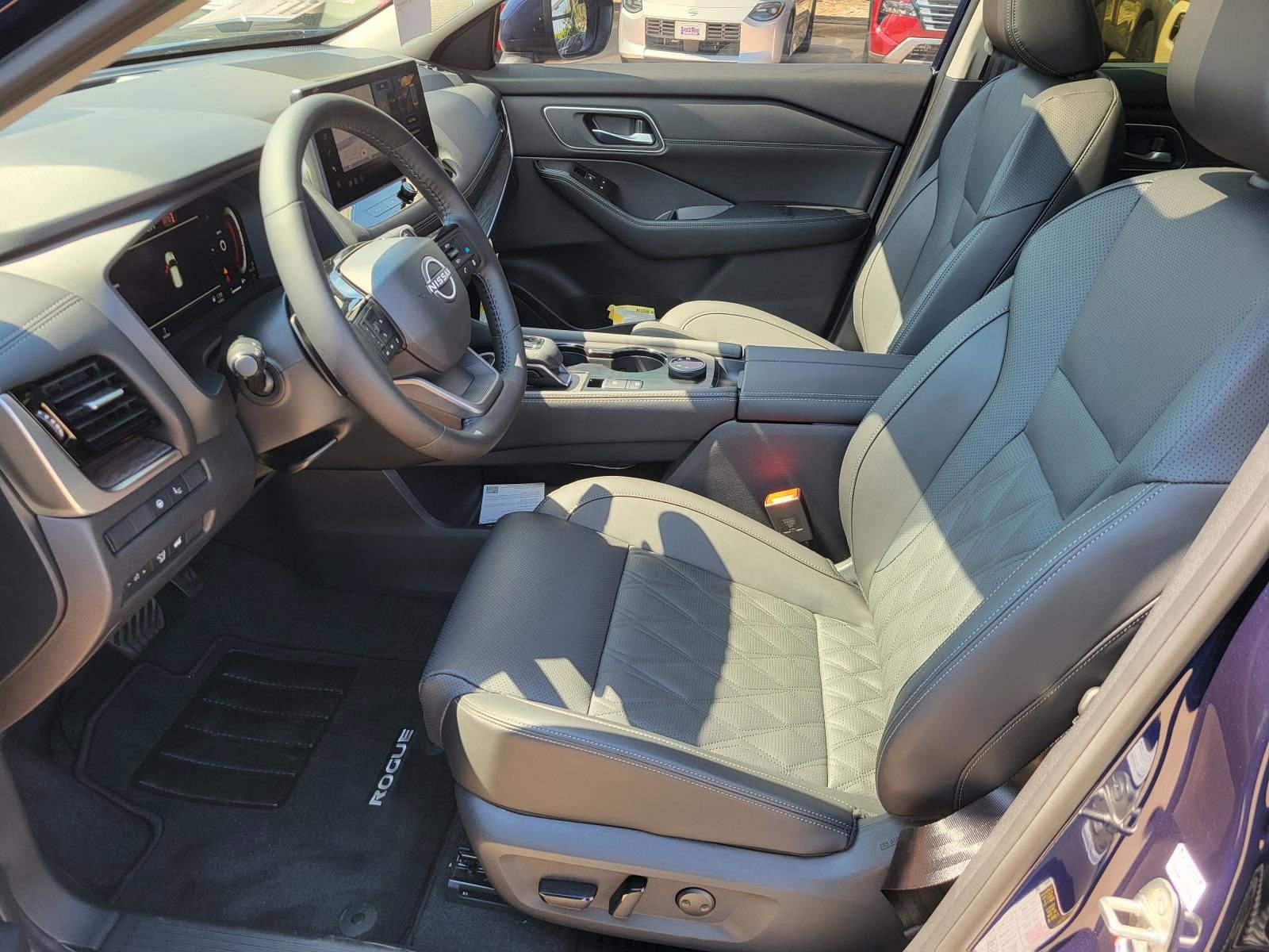 New 2026 Nissan Rogue Platinum image 20
