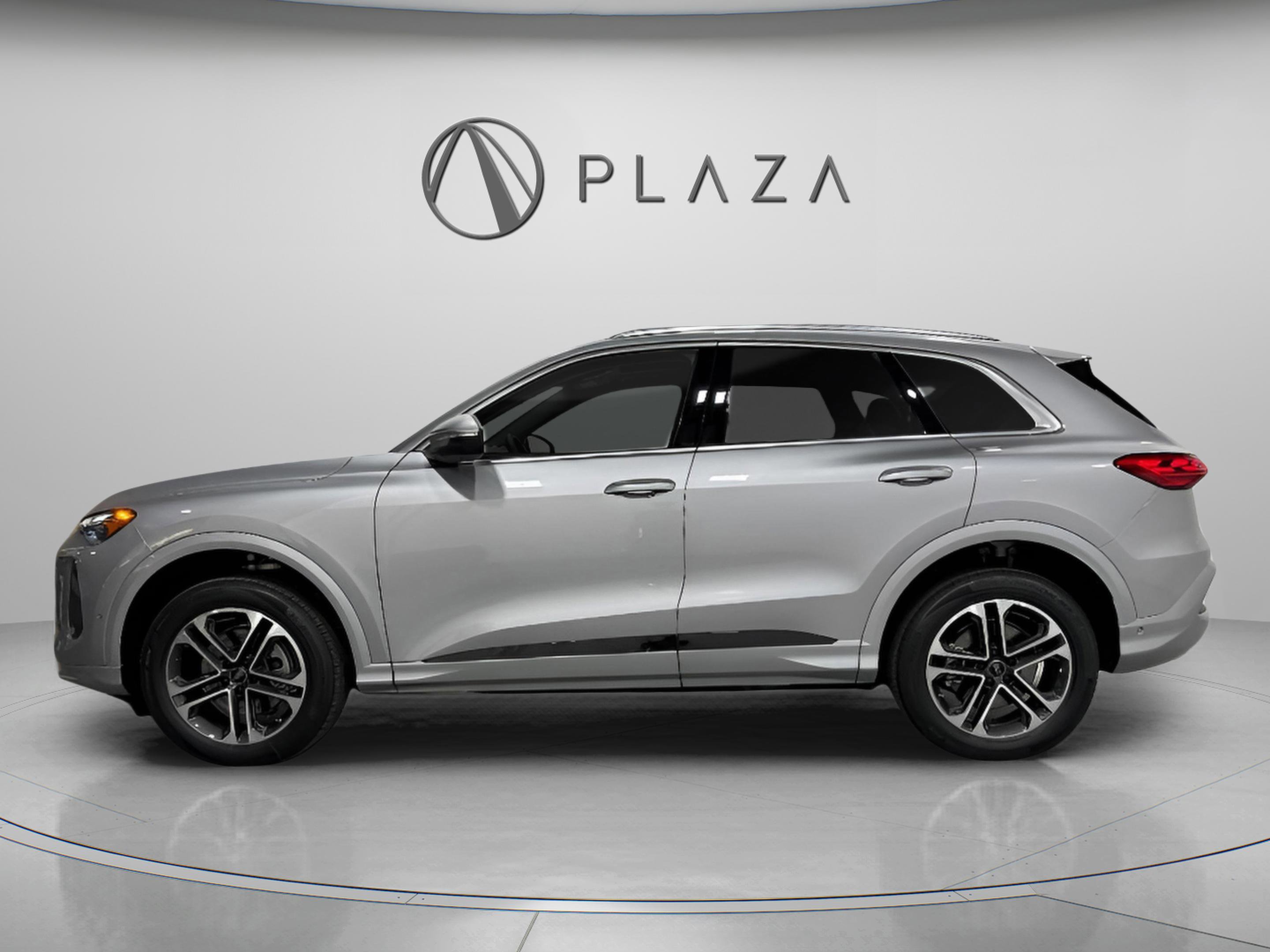 New 2025 Audi Q5 Premium image 2