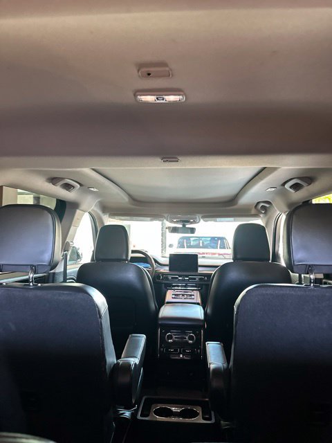 Certified 2024 Lincoln Aviator 2WD w/ Premium Package image 15
