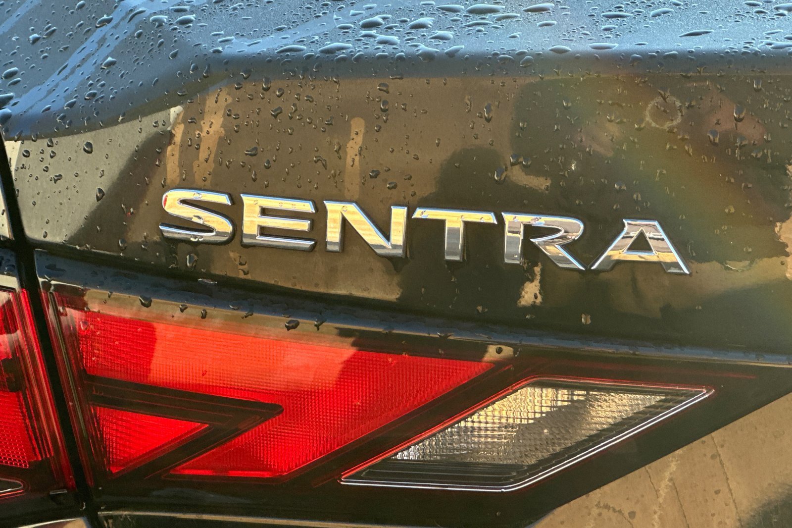 Used 2023 Nissan Sentra S image 9