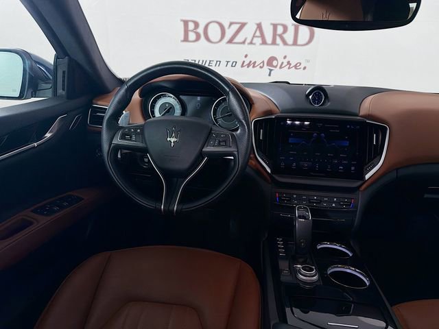 Used 2023 Maserati Ghibli Modena Q4 AWD/4WD image 27