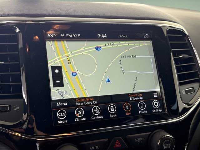 Used 2022 Jeep Grand Cherokee Laredo X RWD image 23