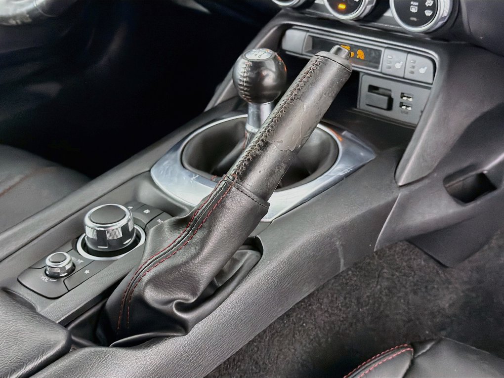 Used 2016 MAZDA MX-5 Miata Grand Touring RWD image 32