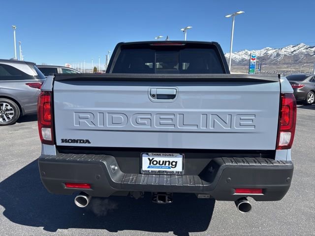 New 2026 Honda Ridgeline Black Edition image 4