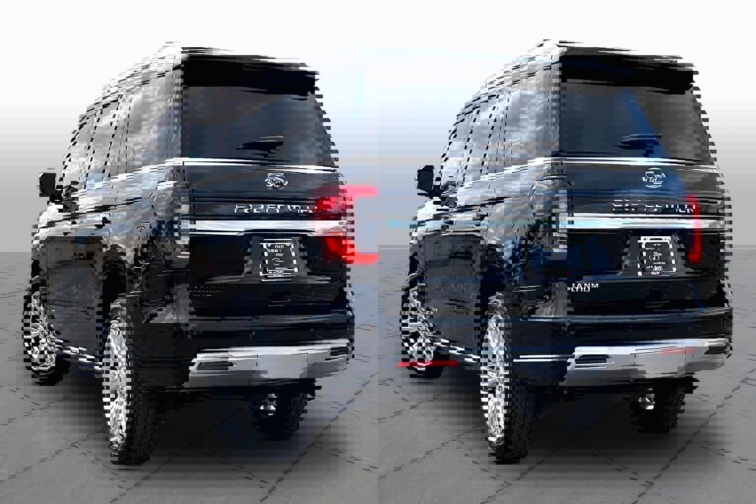 Used 2023 Ford Expedition Platinum image 12