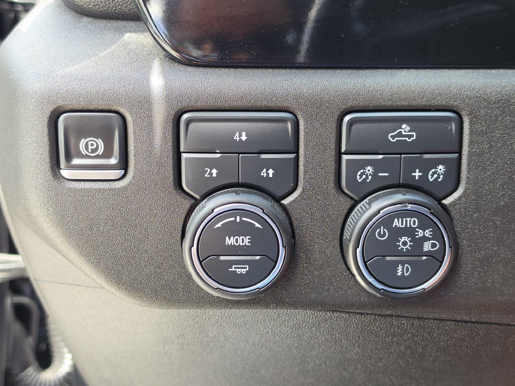 Used 2025 Chevrolet Silverado 2500 LT w/ Convenience Package AWD/4WD image 28