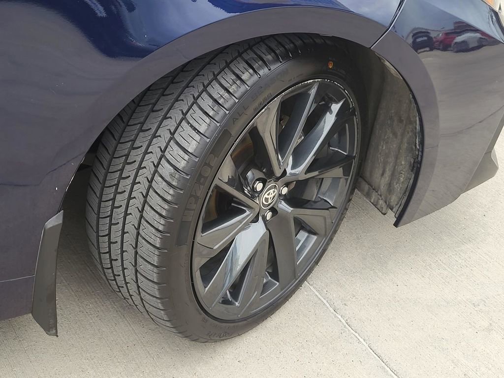 Used 2024 Toyota Corolla SE image 6