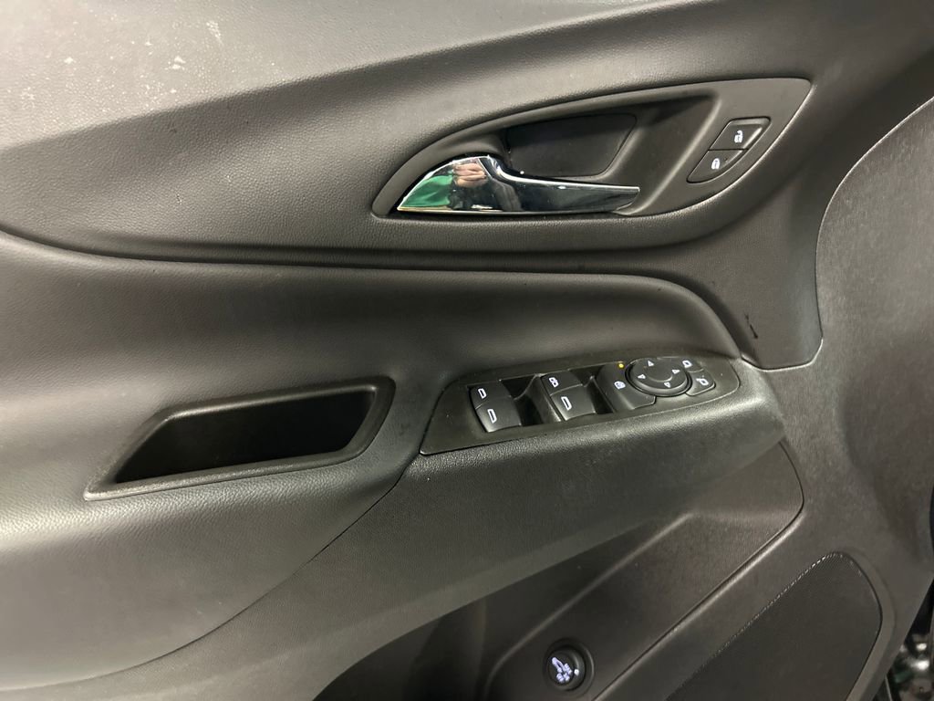 Used 2024 Chevrolet Equinox LT image 14