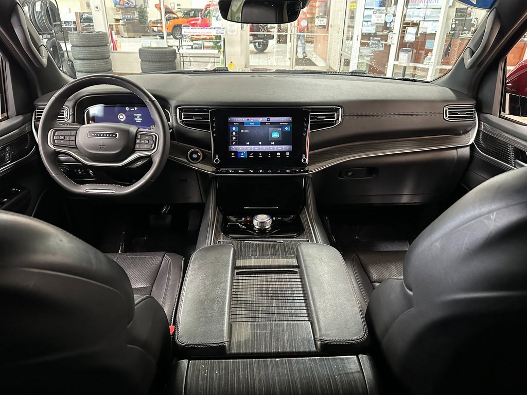 Used 2022 Jeep Wagoneer Series II image 13
