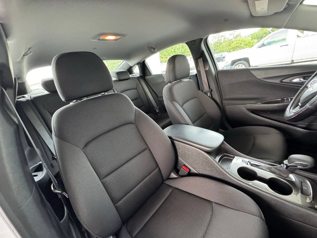 Used 2023 Chevrolet Malibu LS FWD image 18