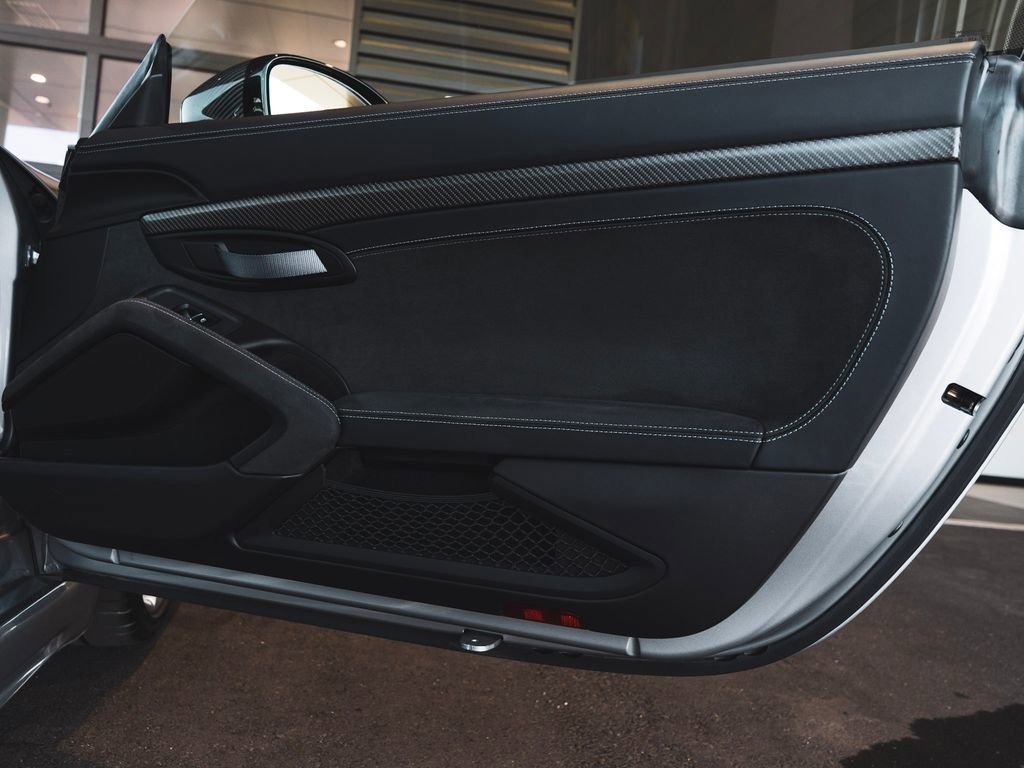 Used 2024 Porsche 718 Cayman GT4 RS image 30