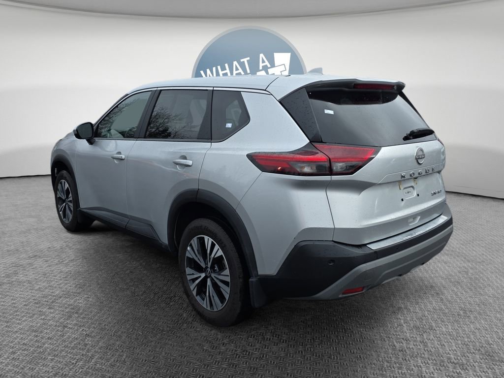 Used 2023 Nissan Rogue SV image 6