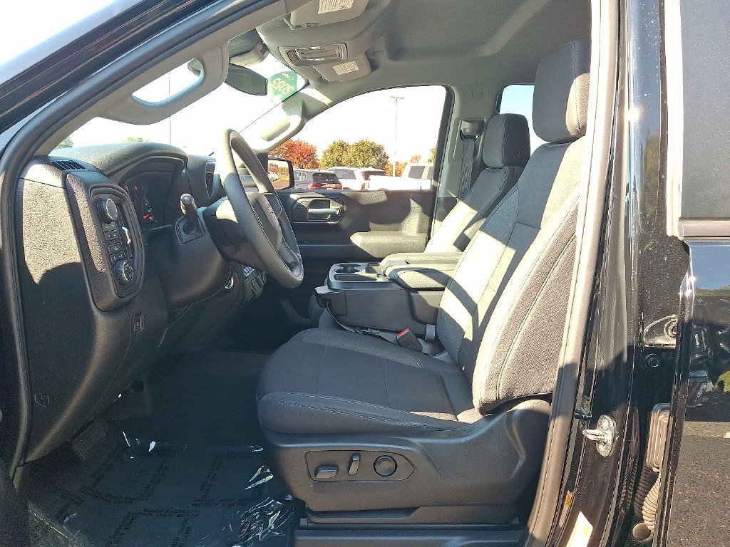 Certified 2022 Chevrolet Silverado 1500 Custom AWD/4WD image 14