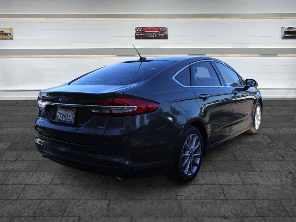 Used 2017 Ford Fusion Energi SE FWD image 7