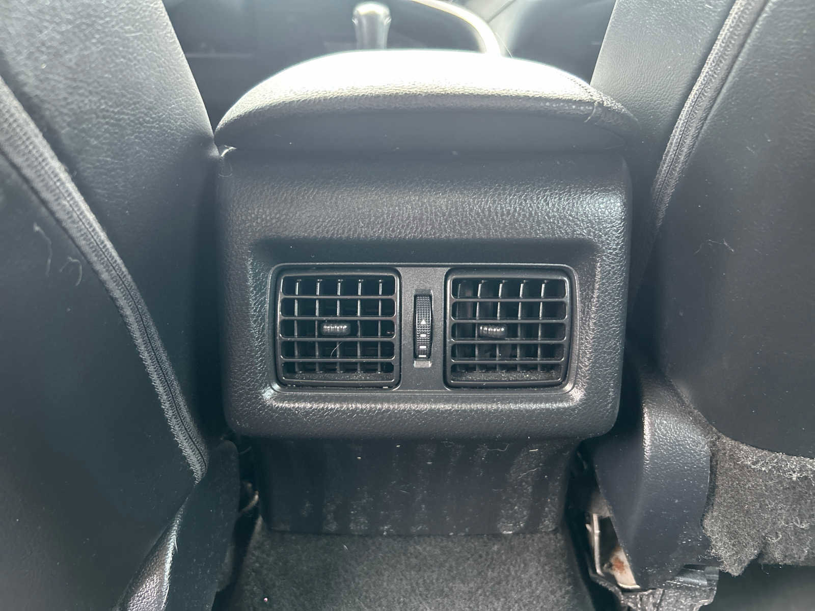 Used 2022 Toyota Camry XSE image 28