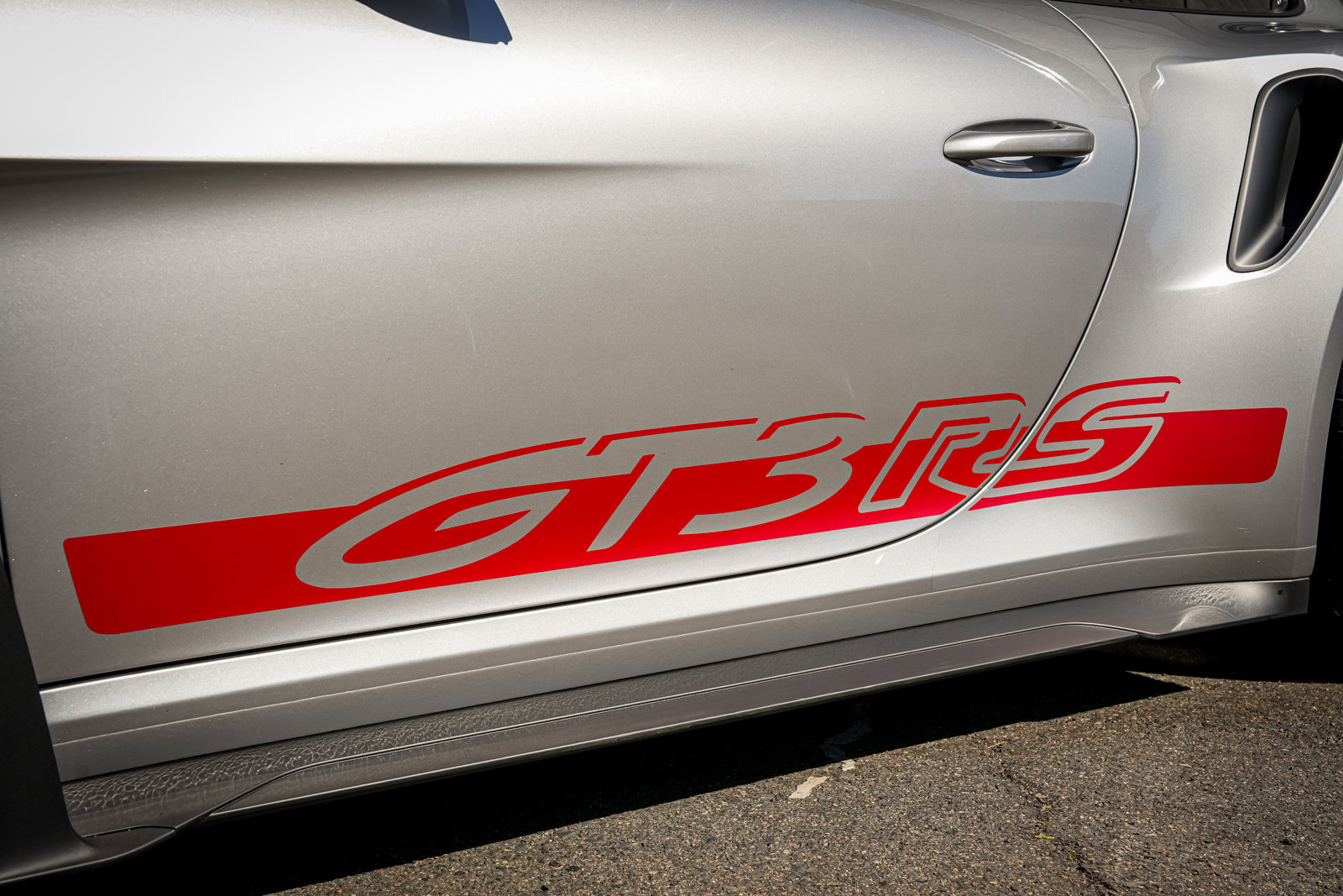 Used 2025 Porsche 911 GT3 RS RWD image 39