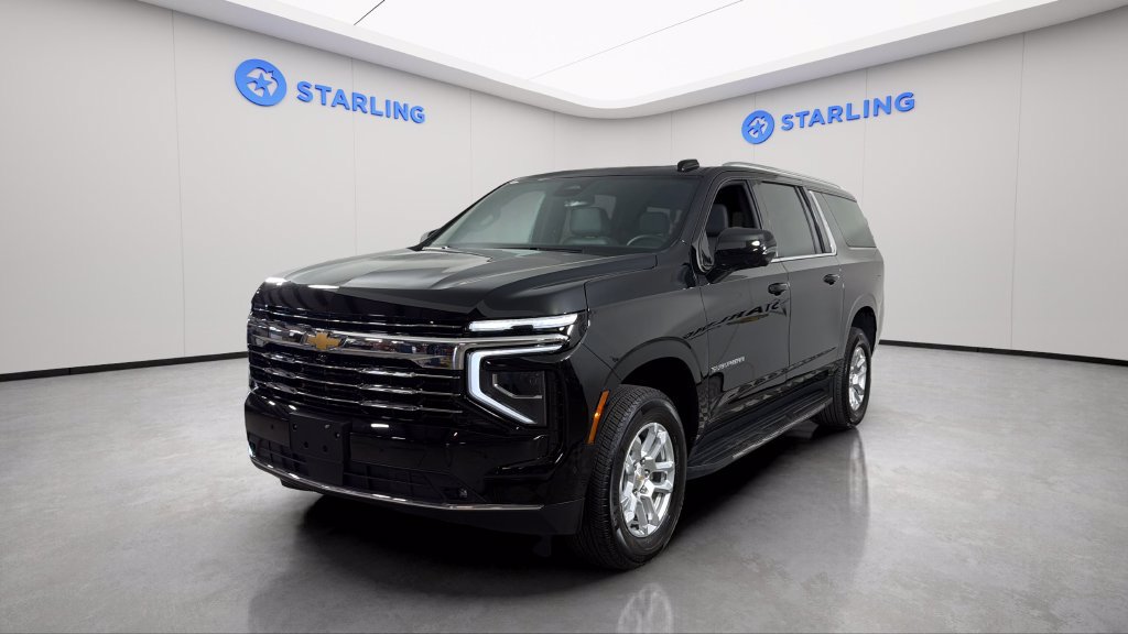 Used 2026 Chevrolet Suburban LT w/ Comfort Package AWD/4WD image 2