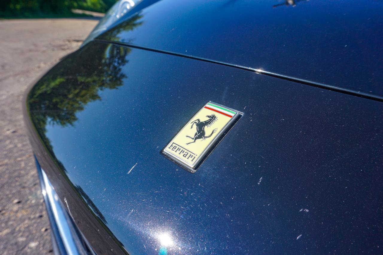 Used 2011 Ferrari California RWD image 10
