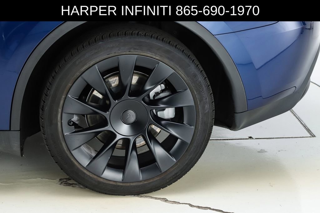 Used 2023 Tesla Model Y Long Range AWD/4WD image 45