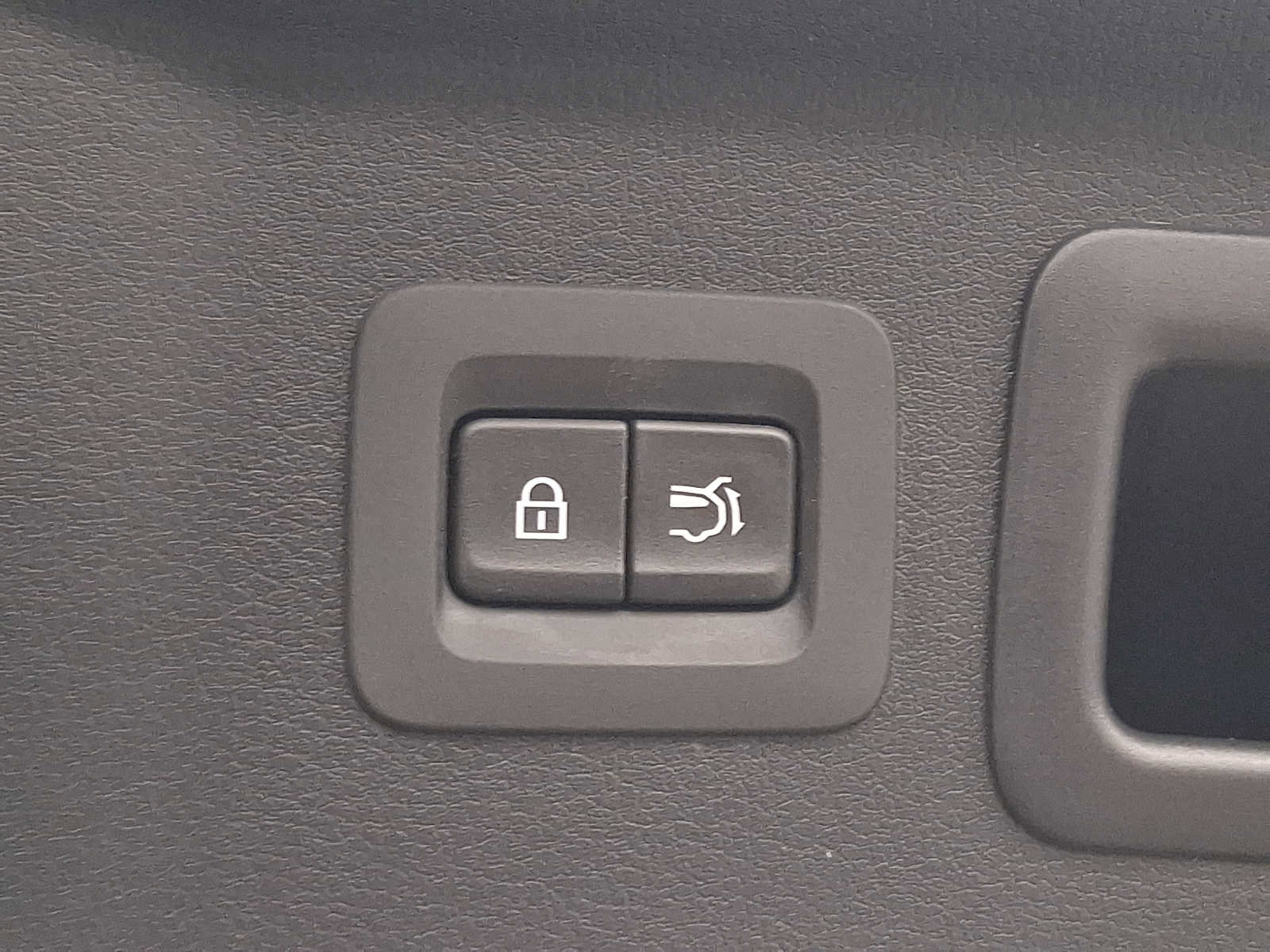 Certified 2025 MAZDA CX-90 Plug-In Hybrid w/ Premium Plus image 29