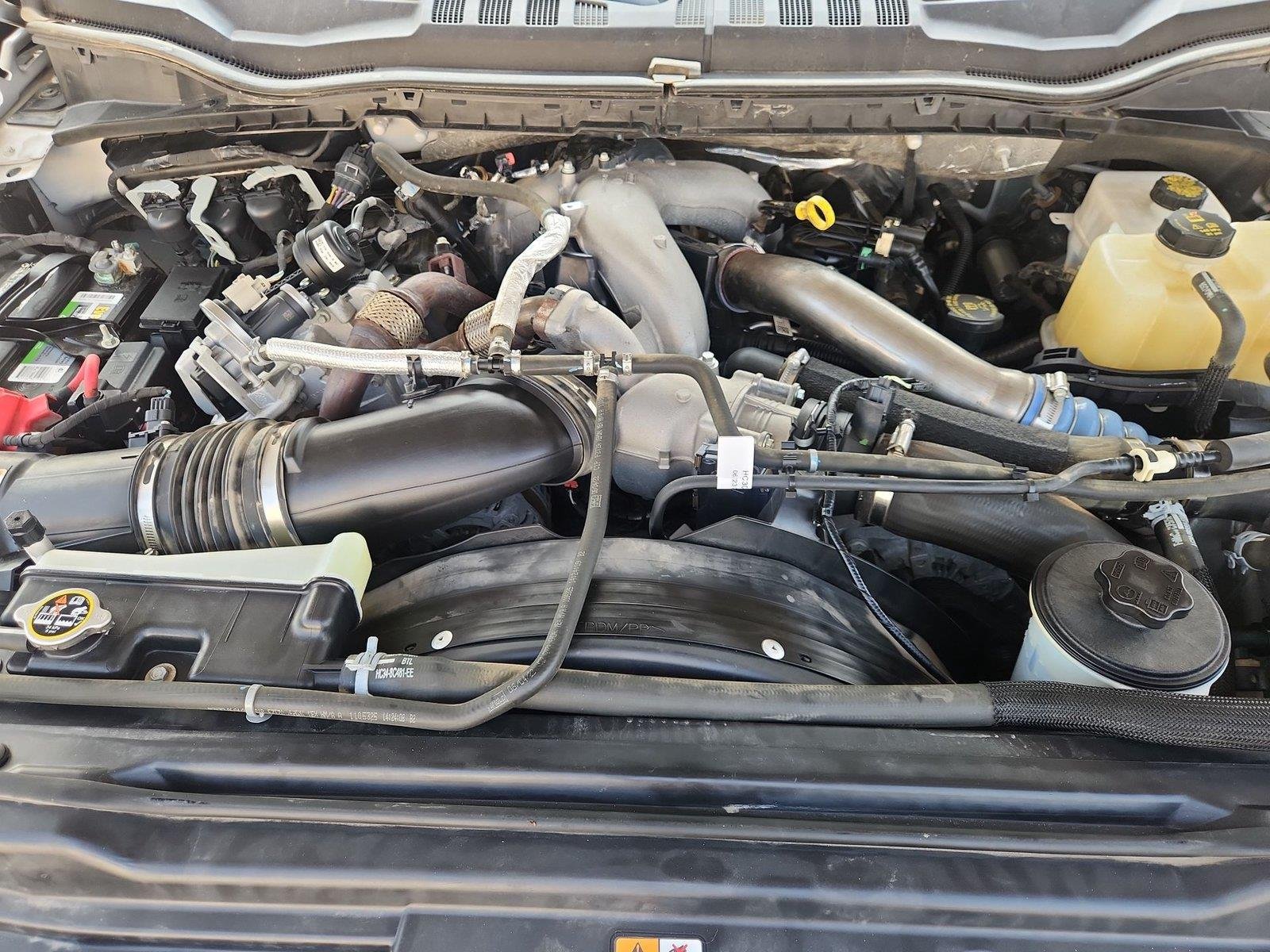 Used 2022 Ford F350 Lariat w/ Lariat Value Package AWD/4WD image 17