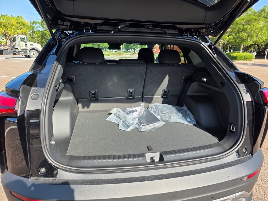 New 2025 Chevrolet Blazer EV LT w/ Midnight/Sport Edition image 22