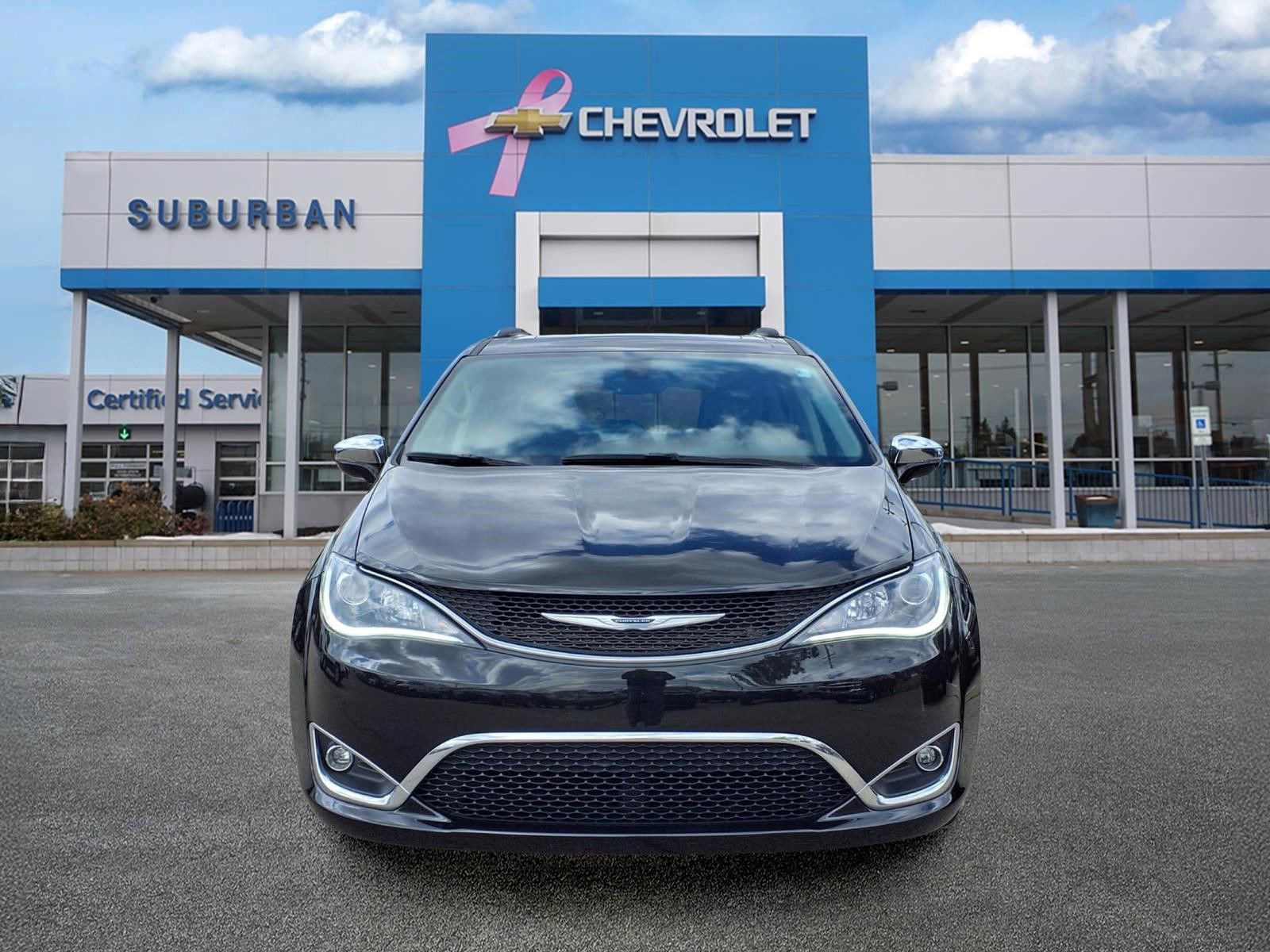 Used 2019 Chrysler Pacifica Limited FWD image 2