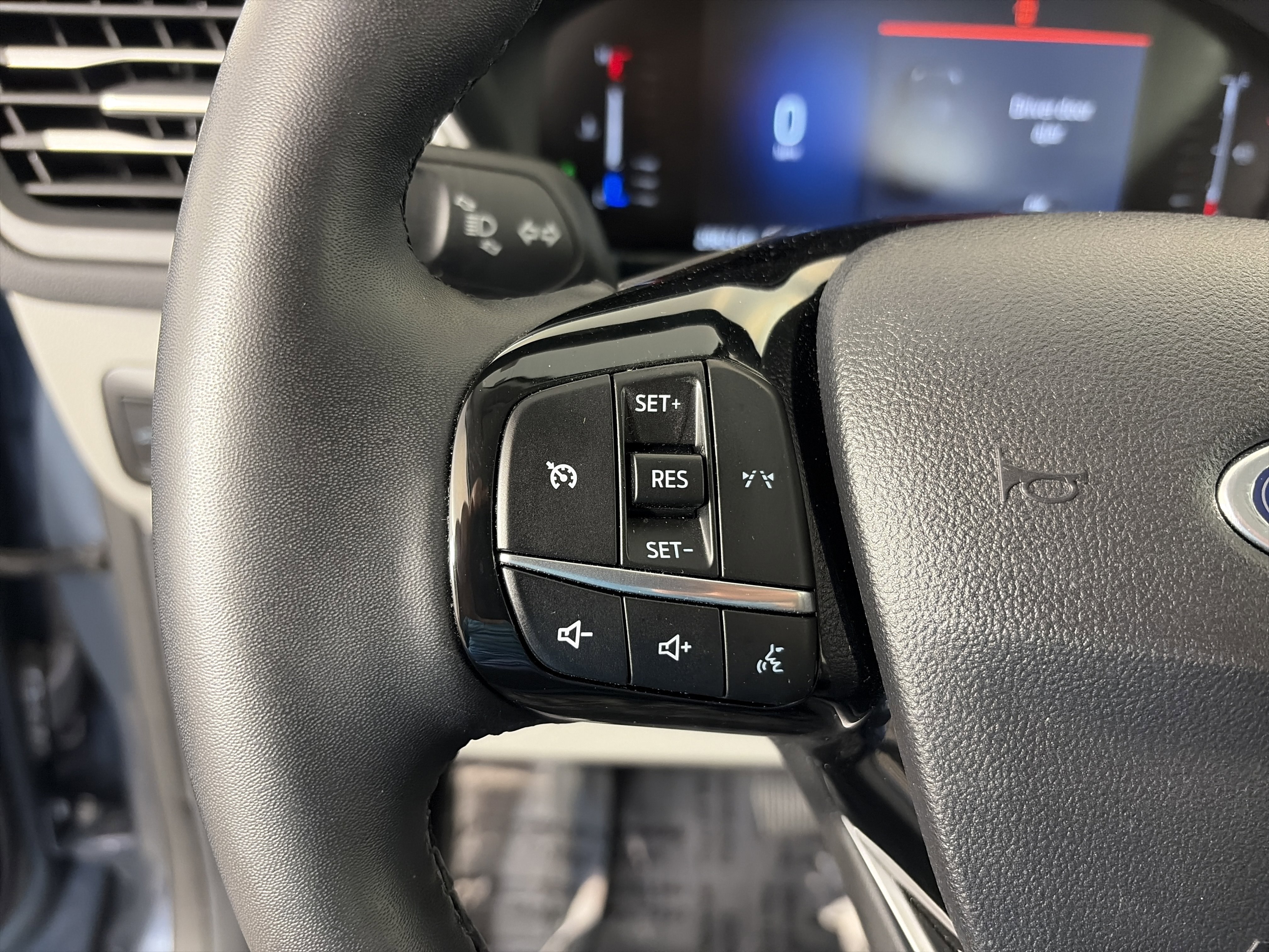 Used 2023 Ford Escape Active image 32