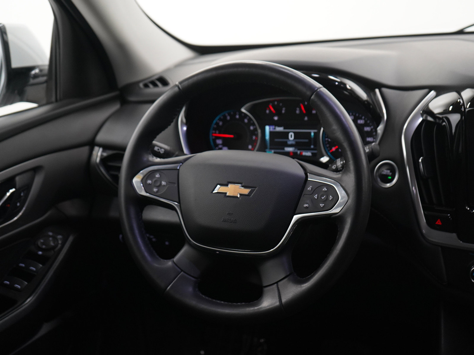 Used 2019 Chevrolet Traverse LT AWD/4WD image 15