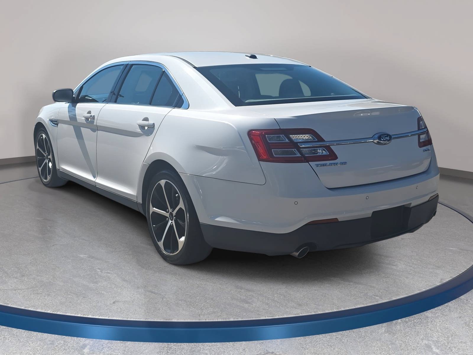 Used 2014 Ford Taurus SEL w/ Equipment Group 201A FWD image 7