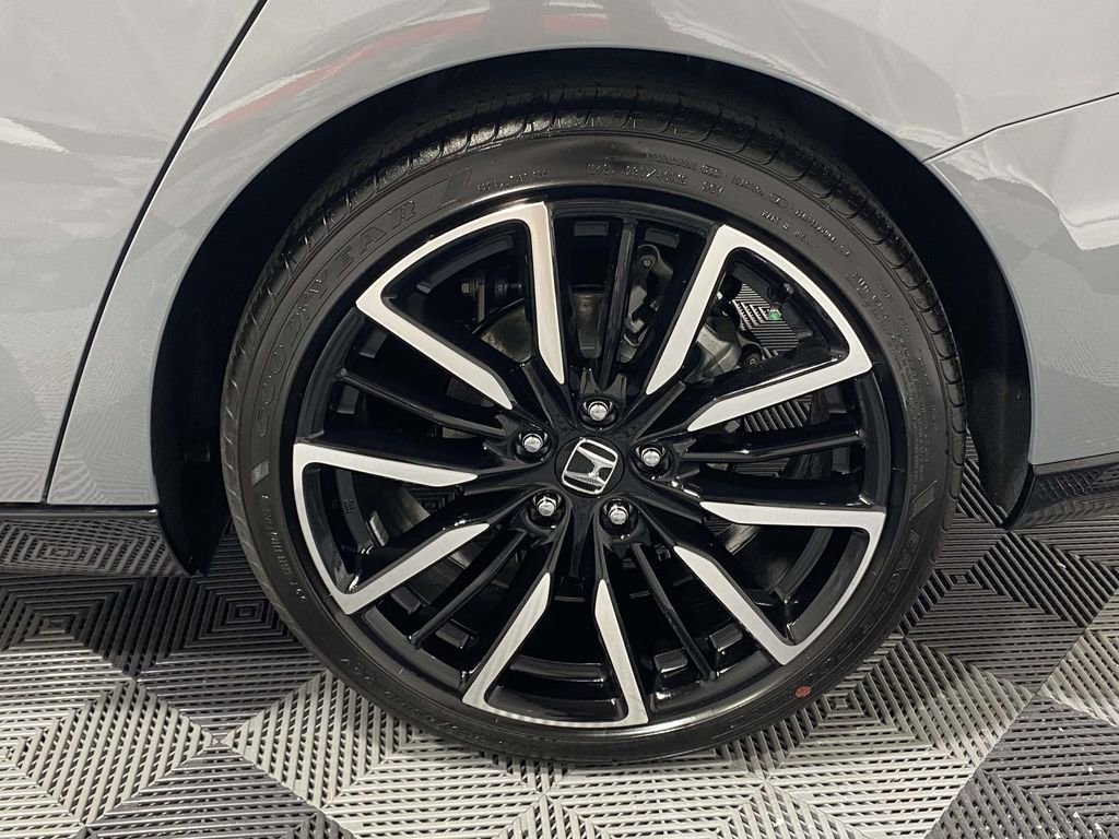 New 2026 Honda Accord Touring image 7