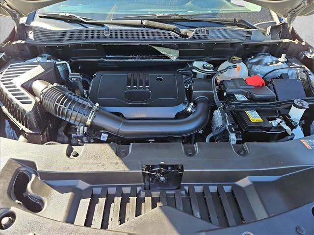 Used 2025 Chevrolet Blazer LT FWD image 23