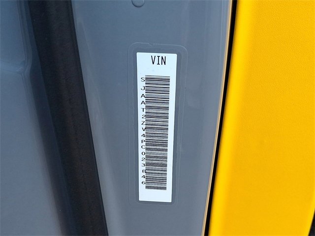 Used 2023 Bentley Bentayga image 33