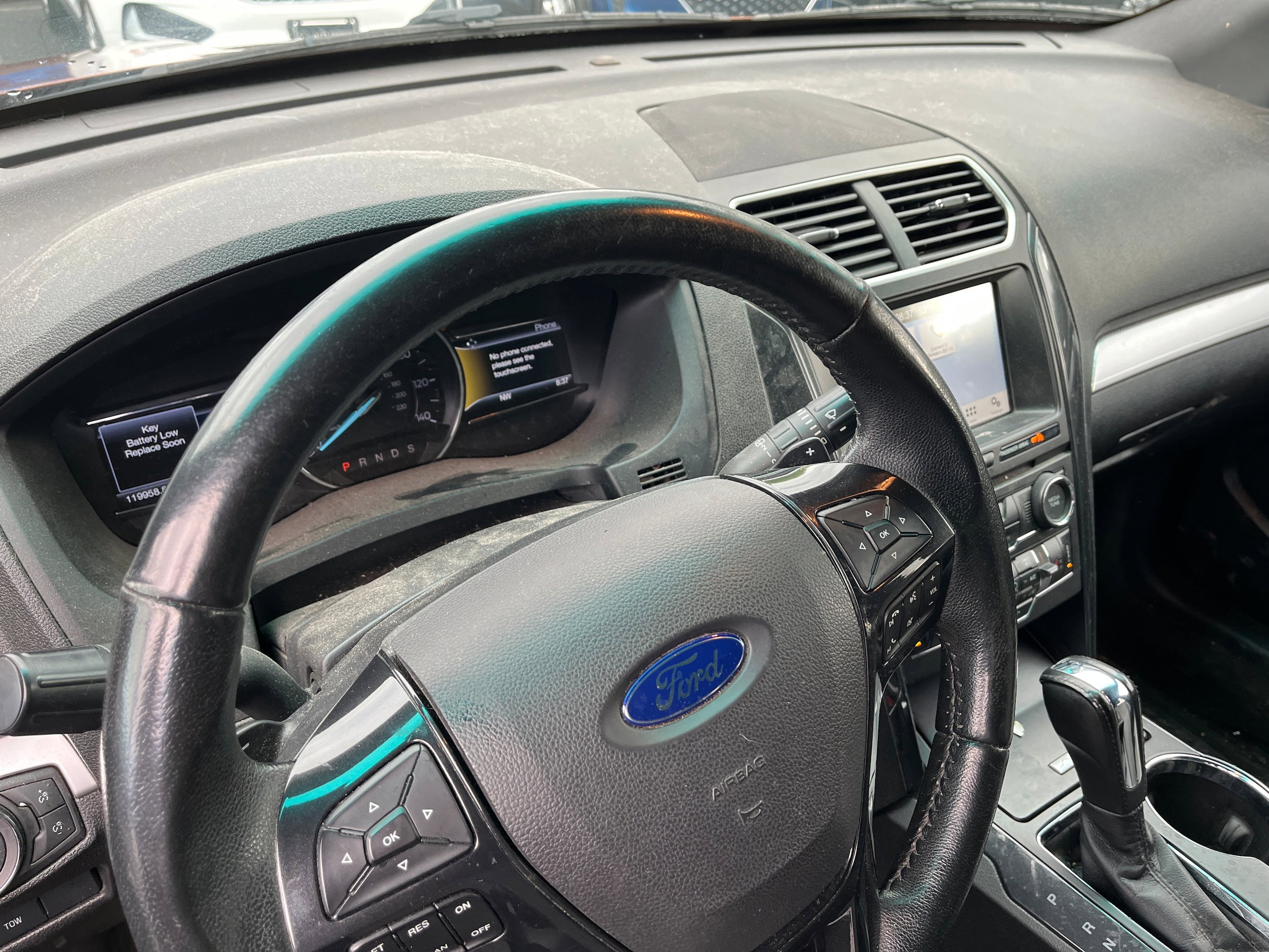 Used 2017 Ford Explorer XLT w/ Equipment Group 202A AWD/4WD image 7