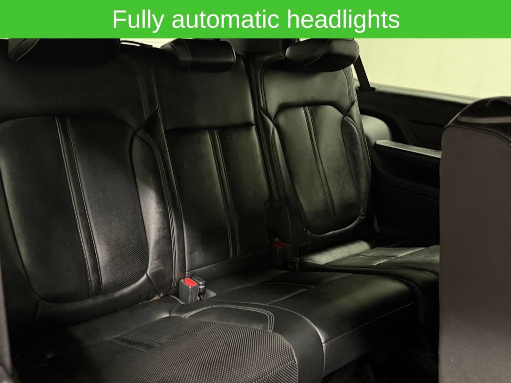 Used 2024 Jeep Wagoneer L Series II w/ Flexible Seating Group AWD/4WD image 21