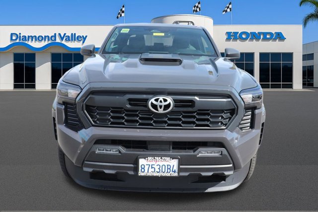 Used 2024 Toyota Tacoma TRD Sport image 2