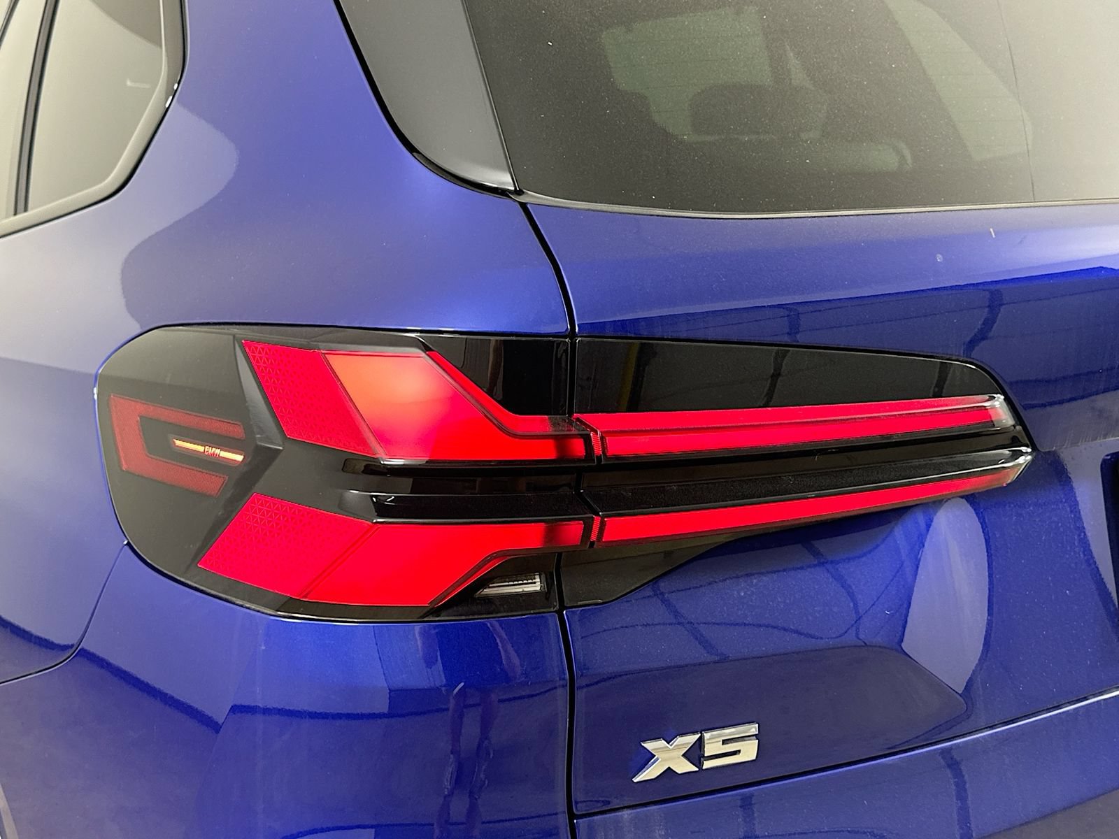 New 2026 BMW X5 M60i AWD/4WD image 12