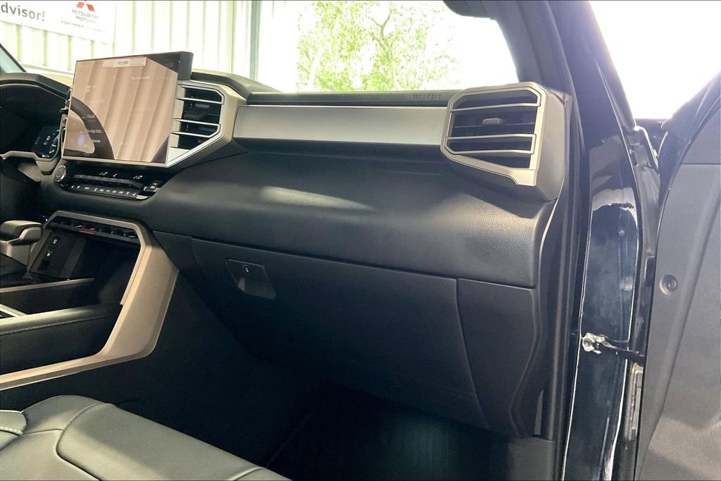 Used 2026 Toyota Tundra Limited AWD/4WD image 22