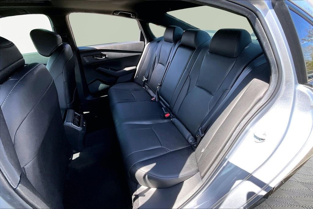 Used 2025 Honda Accord Sport image 18