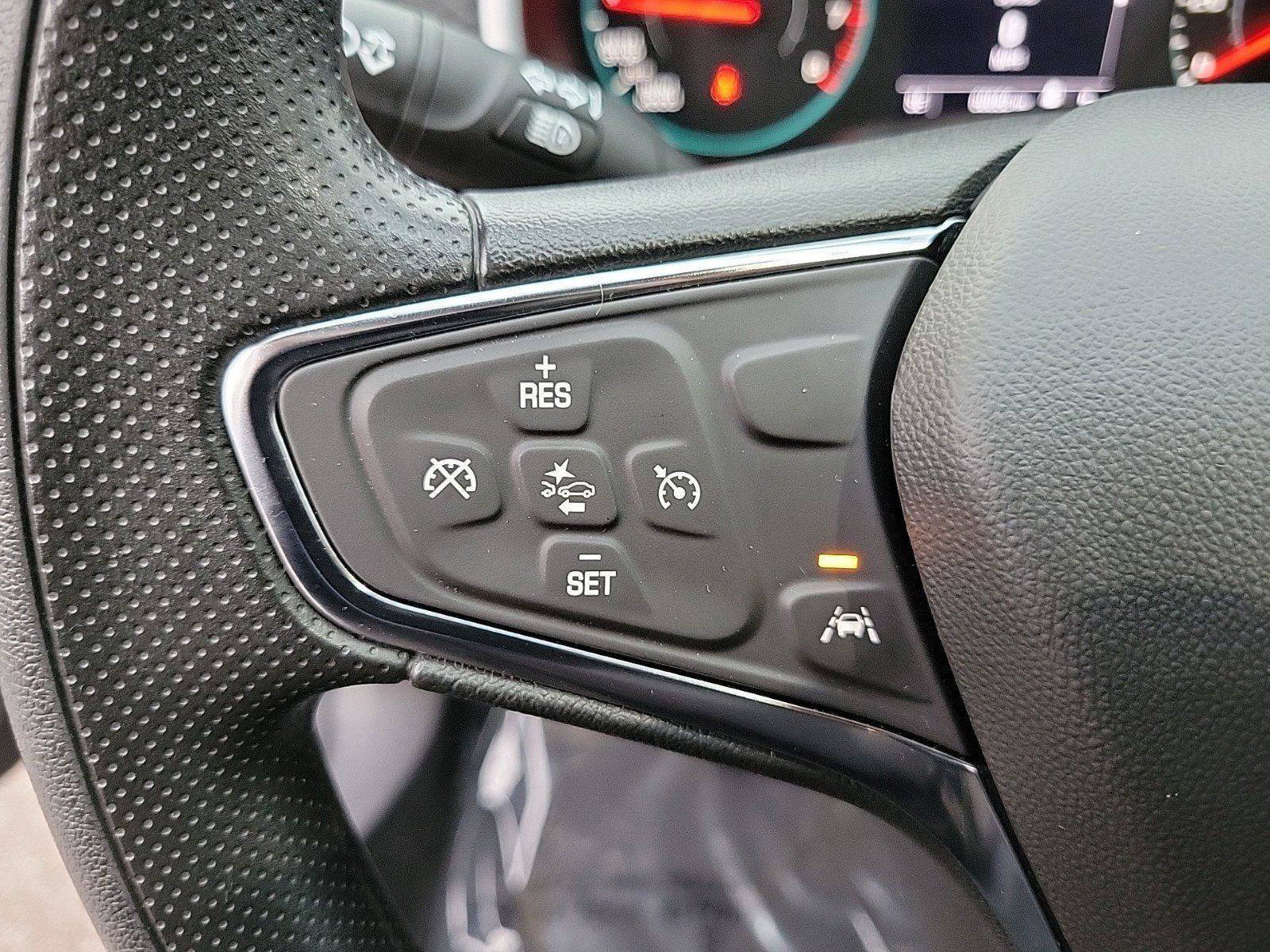 Used 2024 Chevrolet Malibu LT image 21