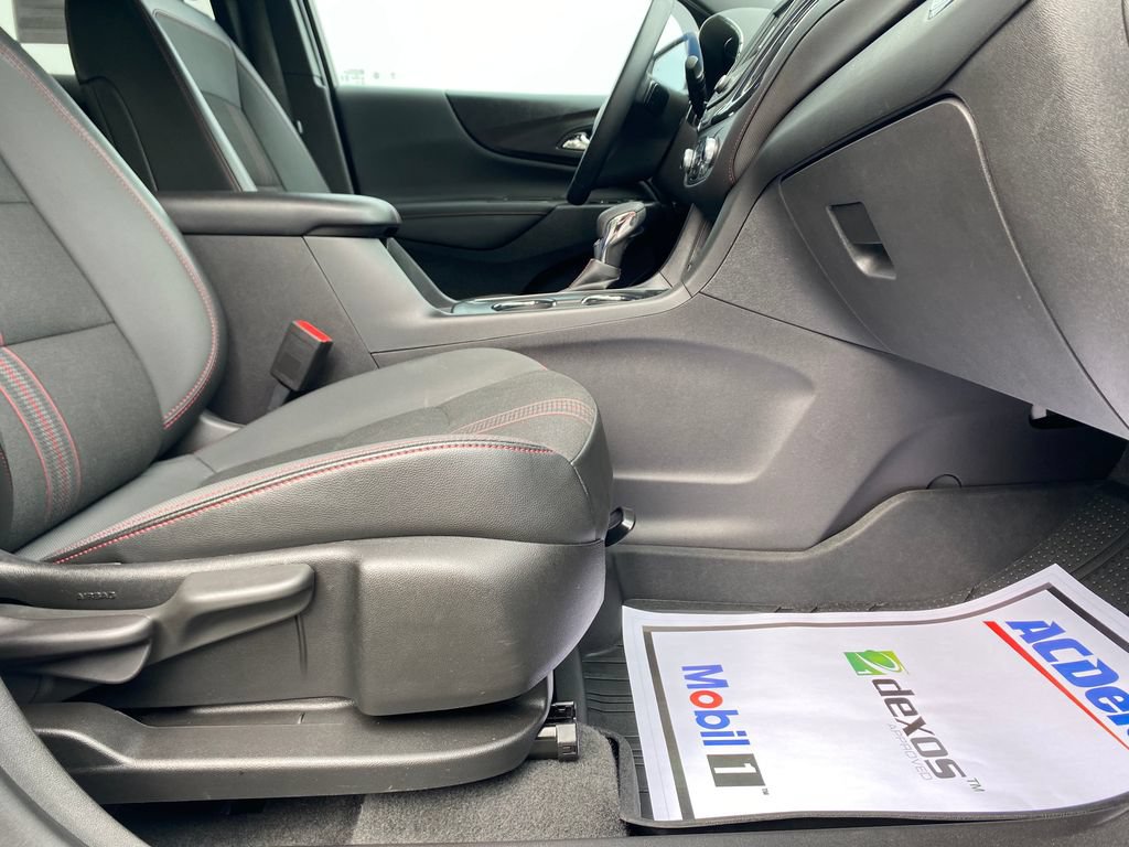 Used 2024 Chevrolet Equinox RS AWD/4WD image 11