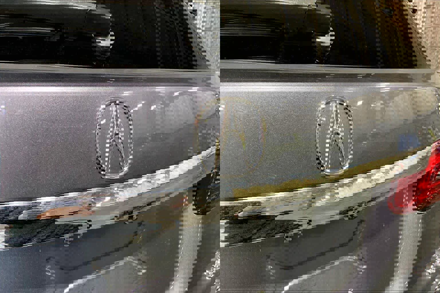 Used 2018 Acura MDX SH-AWD image 30