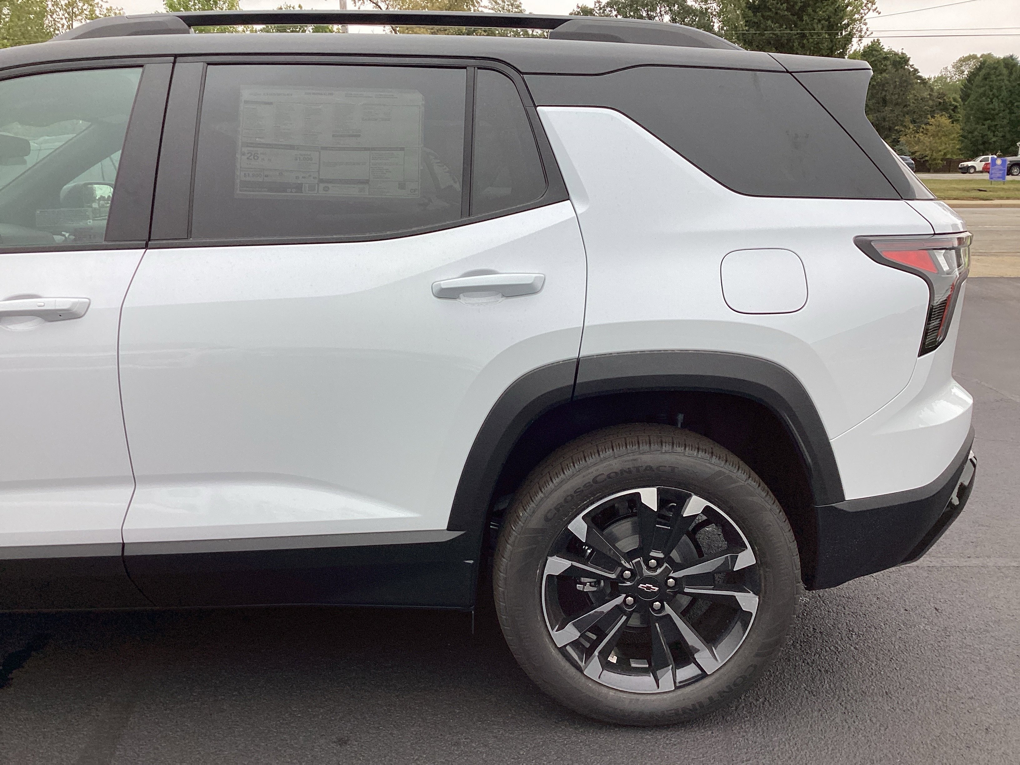 New 2026 Chevrolet Equinox RS image 4