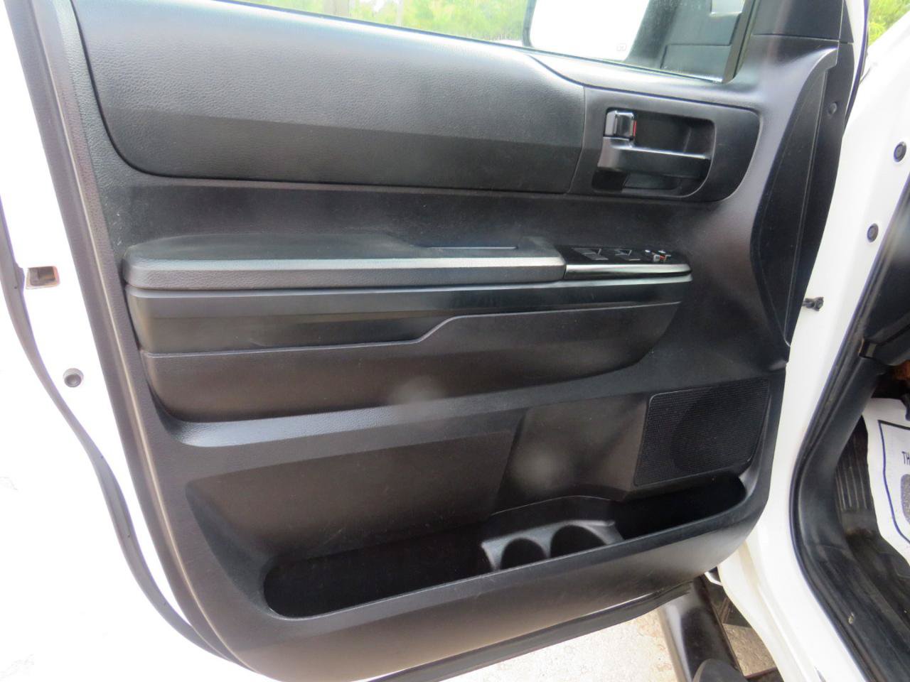 Used 2020 Toyota Tundra SR AWD/4WD image 9