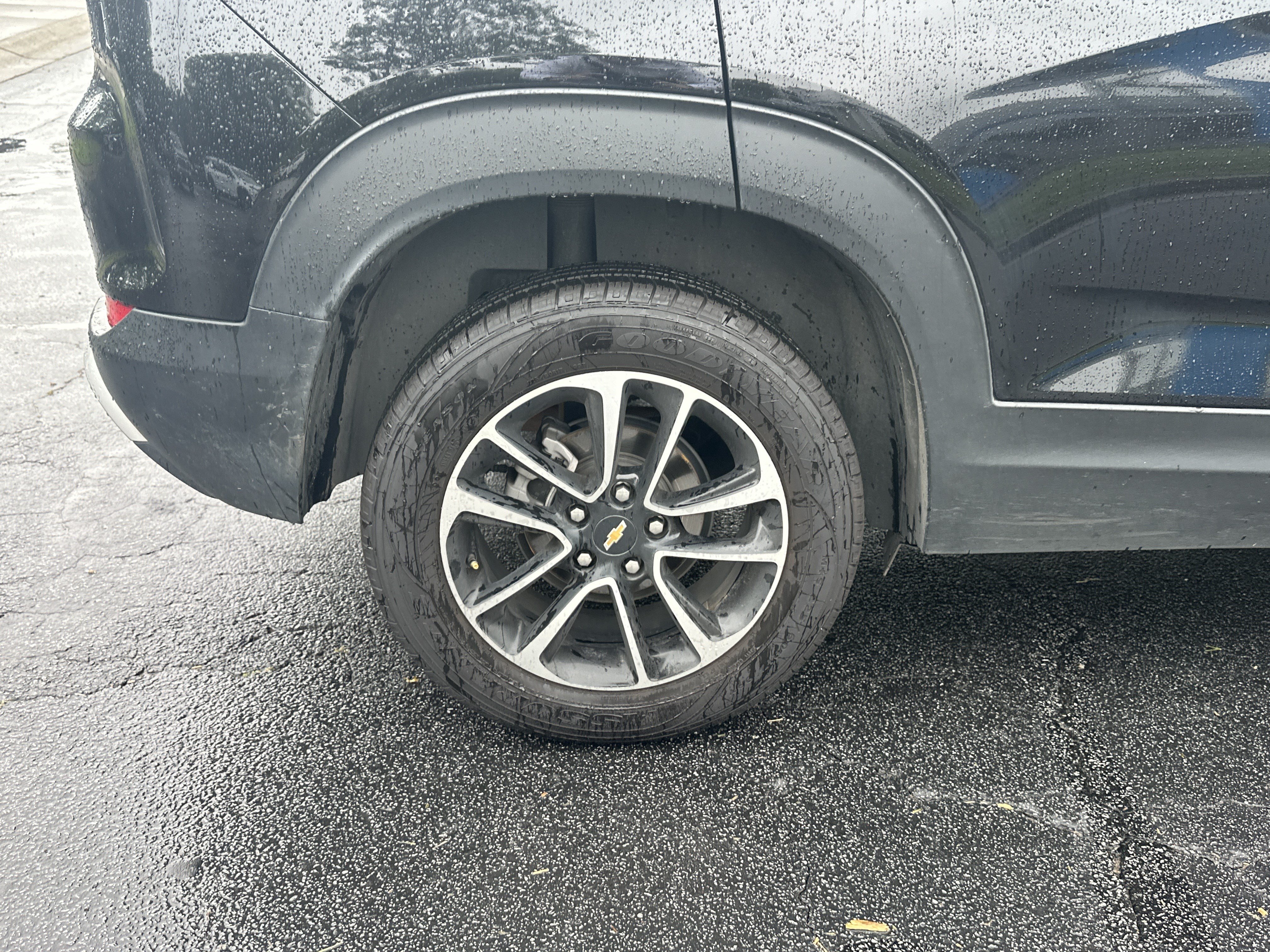 Certified 2025 Chevrolet TrailBlazer LT FWD image 17