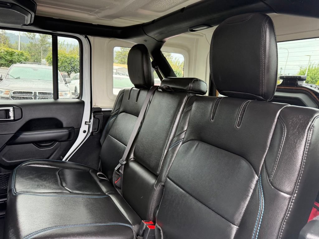 Used 2023 Jeep Wrangler Unlimited Rubicon 4xe w/ Cold Weather Group AWD/4WD image 29