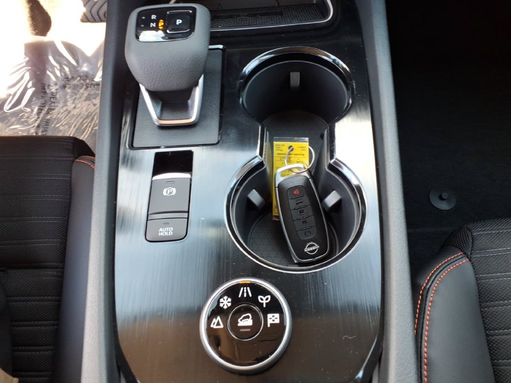 New 2027 Nissan Rogue SV AWD/4WD image 32