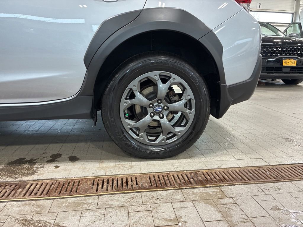 Used 2021 Subaru Crosstrek 2.5i Sport w/ Moonroof Package image 15