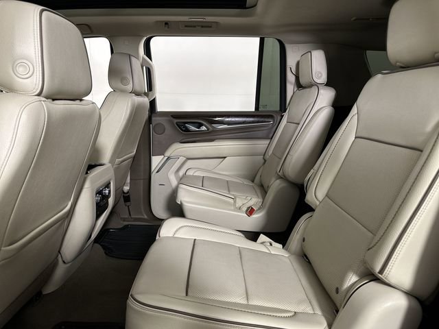 Used 2021 GMC Yukon XL Denali w/ Max Trailering Package AWD/4WD image 26