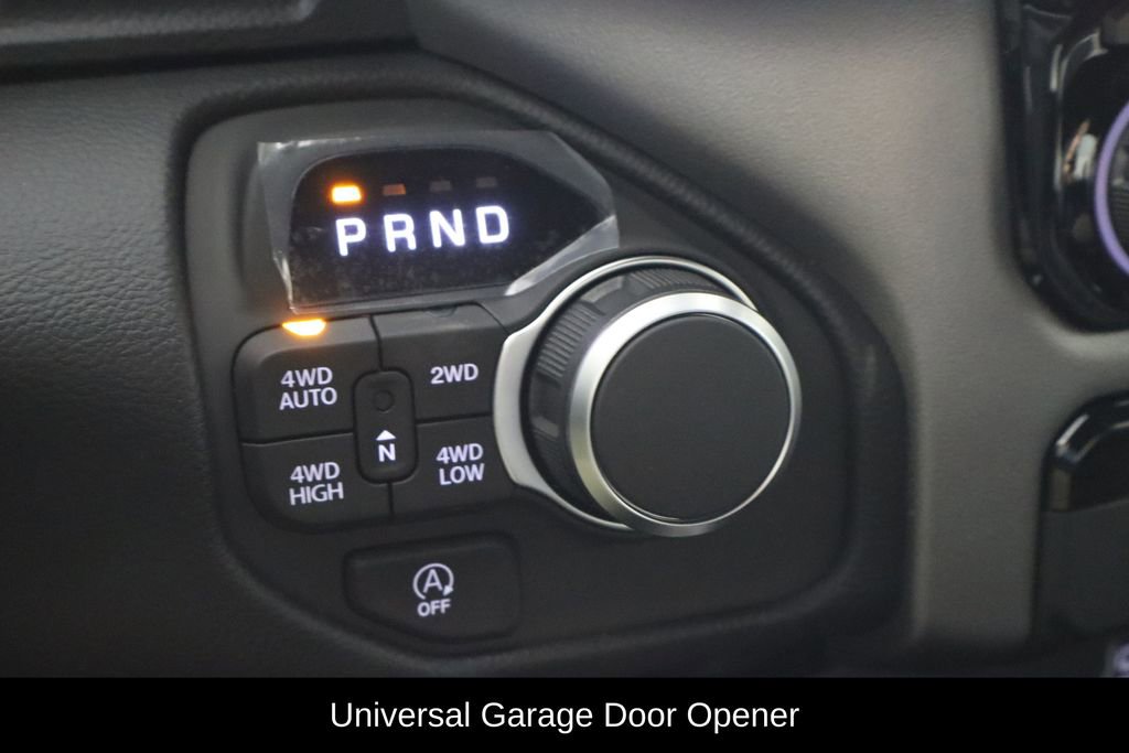 New 2026 RAM 1500 4x4 Crew Cab image 13